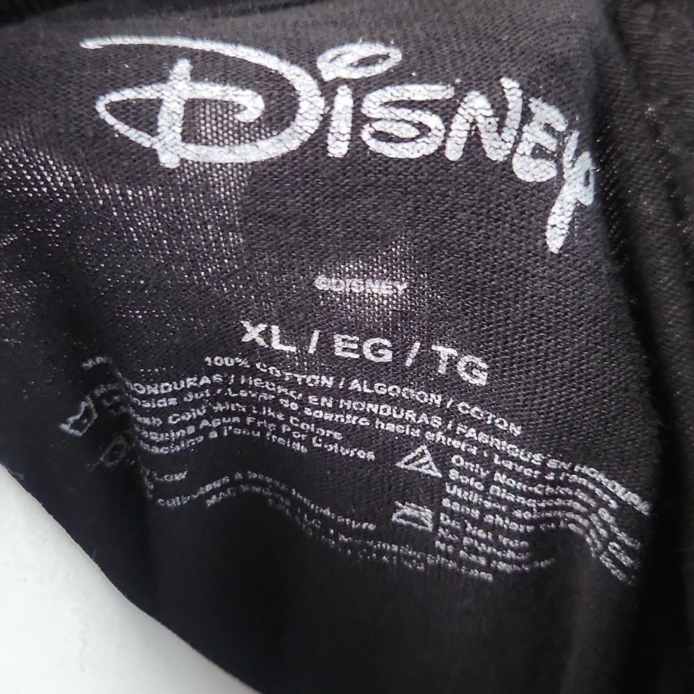 Disney Surfer Mickey Mouse Tshirt - Picture 4 of 4